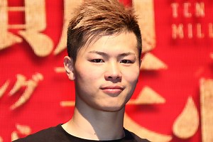 那須川天心、45歳母が「かわいすぎ。美人」　2ショットにファン熱視線「親子そっくり」