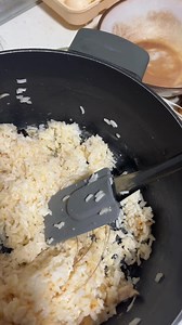 Cómo tostar arroz en horno y conservar pollo — paso simple