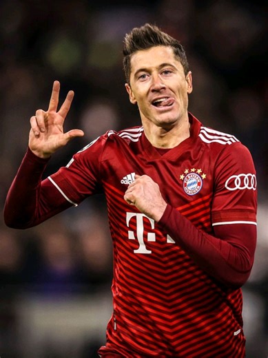 Lewandowski Strikes Again: Bayern's 5-1 Victory Over Wolfsburg