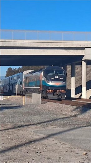 metrolink 903 passes Dana point