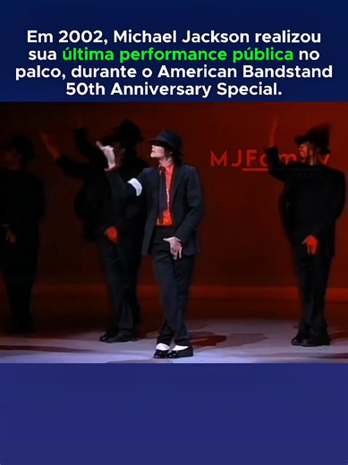 A última vez que Michael Jackson subiu ao palco e performou publicamente… foi em 2002. Durante o especial American Bandstand 50th Anniversary Special, ele apresentou “Dangerous” e, sem ninguém imaginar, aquele momento marcava sua última performance pública da história. Depois disso, Michael nunca mais fez um show completo ou turnê. Em 2009, ele se preparava para o grande retorno com a turnê This Is It, mas... o resto vocês já sabem. • • • Para mais conteúdos sobre o Rei do Pop, siga o perfil @MJ