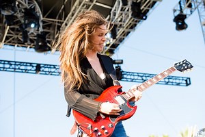 HAIM's Morning Routine Takes a Turn in New Video for "The Steps" -
