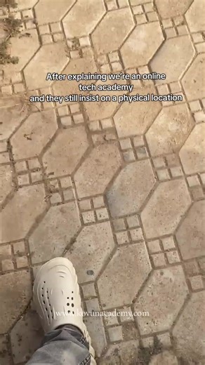 We’re a fully online academy. Classes, mentorship, and resources are all cloud-based, accessible anywhere #onlinelearning #techacademy #cloudbased #edtech #kovunacademy