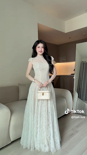 Chic Outfits from Singles Inferno: Style Inspirations