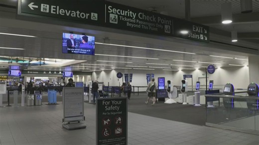 Man arrested after suspicious items found at Sacramento airport checkpoint