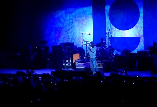 Pearl Jam & Chris Cornell - Hunger Strike | Radioactivo 98.5