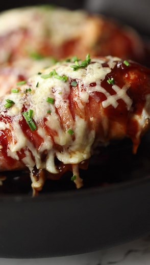 10K views · 294 reactions | Here I'll show you the easiest and most delicious to make this British pub classic Hunters Chicken! Full Recipe: https://www.dontgobaconmyheart.co.uk/hunters-chicken/ | Don't Go Bacon My Heart | Facebook