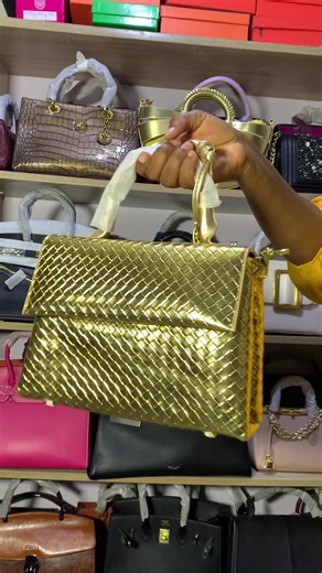 Elevate Your Style with Rash Trends and Unique Bags