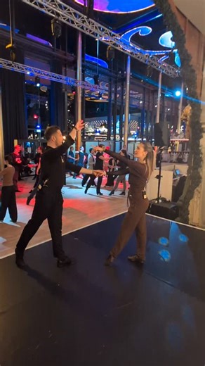 Our Rumba Class Level 3/4 Choreography at EuroDance Festival 2026 - Shoes by @diamantdanceshoes Fabi: Black Tunes / Darja: Trainer Vario Pro Classic Mod. 189 Style:@maly_design_store #eurodancefestival #europaparkrust | Darja Titowa