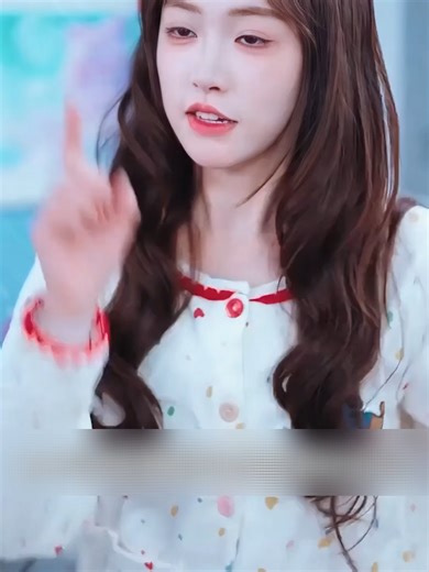 La estudiante universitaria estaba a punto de abrir la puerta para recoger el pedido que acababa de hacer#for #spain🇪🇸🇪🇸_tiktok #videoviral #virał #tik_tok #view #views #peliculas #fyp