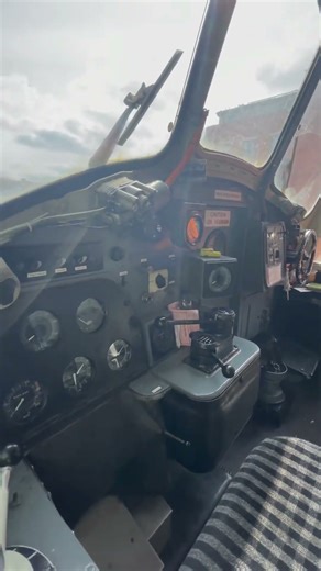Inside the cab of class 37 (37714) locomotive. #railway #class37 #diesellocomotive #trains