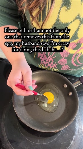 Removing Egg Membrane: A Common Culinary Habit?