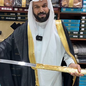 236K views · 16K reactions | The Arabic Jubbah, Mishlah, Bisht & Swords | Secrets Behind Arab Fashion,Traditional WeddingDress | Zubair Riaz | Facebook