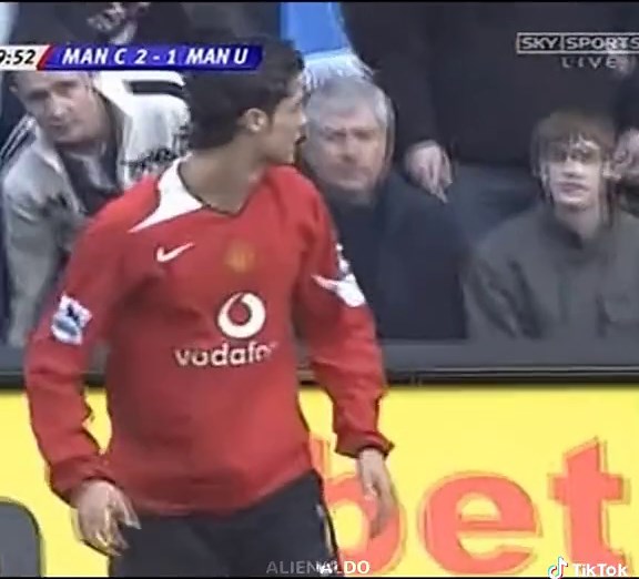 Don't mess with the Goat 🐐#football #ronaldo #Alienaldo #goat