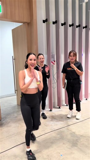 สนุกมาก🥳 ตัวจริงพี่เบเบ้น่ารักมาก🤍 ชีวิตติ่งคนนี้คอมพลีตแล้วค่ะ 🙏🏻✨ #BEBE #Complete #pov #cardio #idol