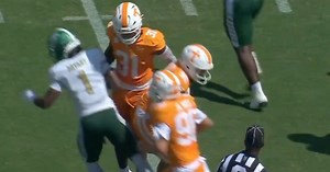 WATCH: UAB player blatantly steps on foot of Tennessee kicker Max Gilbert