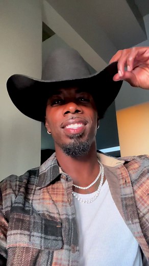 Embrace the Country Boy Look with Style Tips