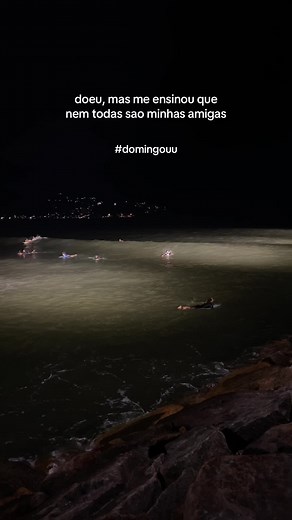 Os vídeos de Marina (@marina_.jacobi) com original sound - 🪐