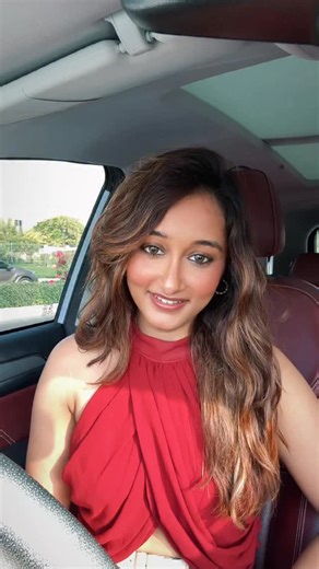 Mariyam Kisat on Instagram: "Ep. 1/3 - It’s time to turn that page on one of the most beautiful chapters of my life. 💛 To everyone who’s been a part of this journey – friends, family, colleagues – thank you. Your love and support has meant the world. @fiona.ann.munro , thank you for seeing something in me at a time where I couldn’t. @malavikavaradan , thank you for pushing me to give that audition when I almost didn’t. @tiasinghkhanna , thank you for mentoring me for almost 6 years and treating