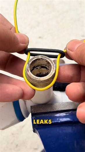 Rubber Wire Pipe Fix Idea #TightSeal #RepairTrick #QuickSolution | Fatafatnews