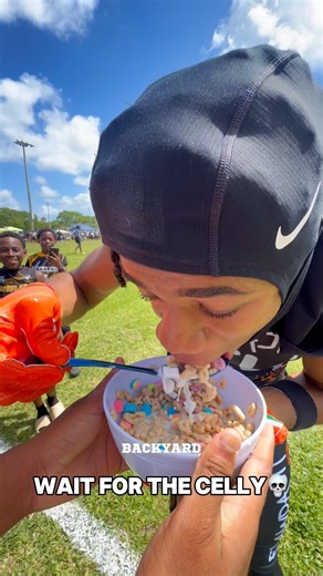 Eating cereal mid game is WILD💀 #football #footballshorts #blur #touchdown #memes #meme #funny
