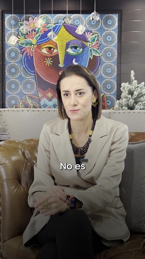 ¿Estilo de vida o calidad de vida? El estilo de vida se define por la ropa que usas, los lugares que visitas y hasta las personas que frecuentas. La calidad de vida es cuidar que la misma inversión que haces en el estilo de vida, lo tengas dentro de tu casa. Tus espacios, públicos o privados, también son un reflejo de ti. Si no sabes cómo mejorar, organizar o decorar tus espacios, sígueme para consejos. #AnaTagle #arquitectura #diseñodeinteriores #interiorismo #decoración #decor #decoration #ALT