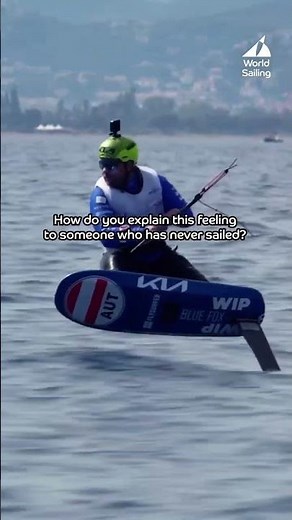 Any ideas how to explain kitesurfing in Hyères to a friend? 😅 #WorldSailing #Sailing