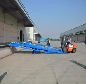 [Hot Item] 2022 New Arrival Movable Hydraulic Dock Leveler Mobile Container Loading Ramps