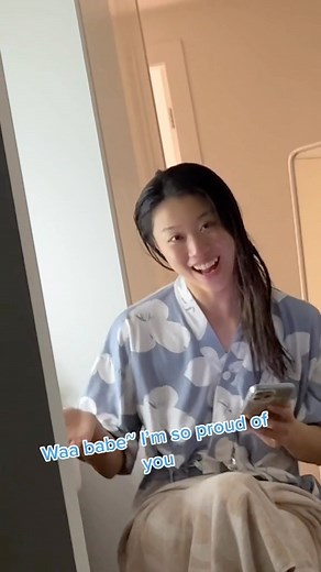 998K views · 10K reactions | She’s proud of herself 殺螺﫶 #reels #reelsinstagram #cute #funny #girlfriend | Nickandcarrie | Facebook