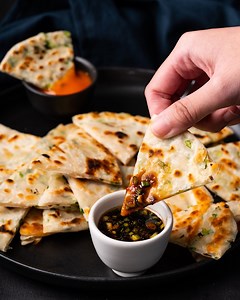 278K views · 11K reactions | Chinese Spring Onion Pancakes ✌️珞...crispy, flaky and a cinch to make at home! Get the recipe: https://www.marionskitchen.com/chinese-spring-onion-pancakes/ | Marion Cooks Asian Food Classics | Facebook