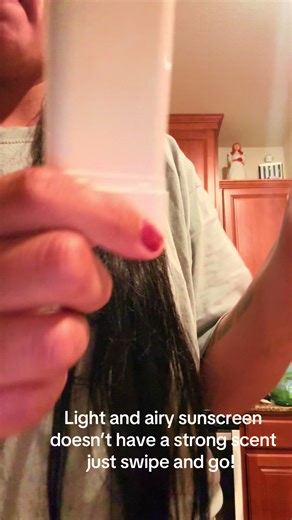 Love this sunscreen can fit in my purse no problem swipes on with ease! #fyp #sticksunscreen #viral #ttfinds