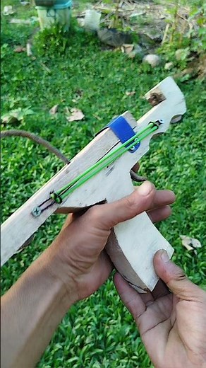 DIY Wooden Gun: How to Make a Wooden Gun with Unique Trigger #woodengun #diytoy #diygun #triggers