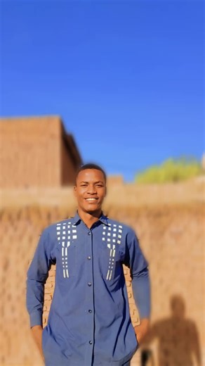 سايقاني سواق جايب قلبي ورجليني وينك وويني طالعه من عيني لما تشتاق الي#عزالدين_الشفيع❤️‍🔥 #اكسبلورexplore #الشعب_الصيني_ماله_حل😂😂 #السودان_مشاهير_تيك_توك_🇸🇩🇸🇩🇸🇩