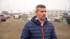 1.2M views · 10K reactions | Ma a Fidesz leszavazta a magyar munkahelyek védelmét. Eközben gazdasági bevándorlók ezreinek épített fel konténervárost és adott több milliárd munkahelyteremtési támogatást. Jólétet minden magyarnak! #jakabpéter #jobbik | Jakab Péter - Nép Pártján | Facebook