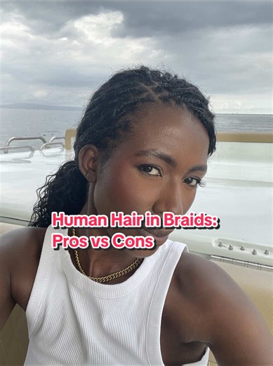 Let’s talk about the truth of using human hair extensions in braids — especially boho, wave-out styles. ✨ The good: – Looks incredibly natural – Soft, lightweight, no plastic feel – Blends beautifully with natural hair – Less tension compared to synthetic hair ⚠️ The reality: – Requires DAILY maintenance – Frizzes faster than synthetic hair – Water, sweat & humidity change the texture – Needs proper sleep protection or it won’t last – More expensive to install and maintain Human hair in braids i
