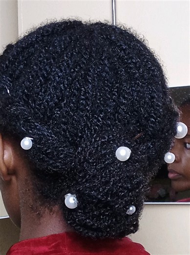 Minitwists High-End Styling: Sleek, Low-Tension Updo