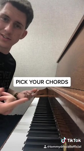 Learn how to write a song on piano - Songwriting tips