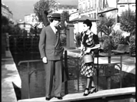 Arletty - Atmosphère -1938 tiré du film Hotel du Nord