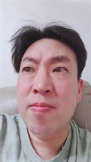 Close-Up Expressions with Cartoonish Filters