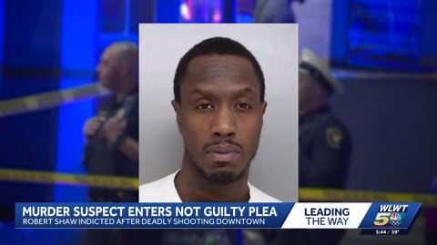 Man charged in fatal downtown Cincinnati shooting enters not guilty plea