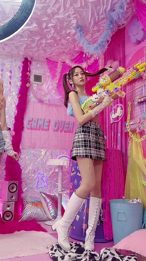 これはグッズの撮影した時の！ 通販始まりました〜！！！ BOOTH通販サイトで「ななるな」って検索してね #170cm #雪野るな