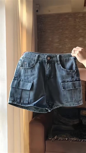 Denim & Cargo Shorts Outfit Ideas