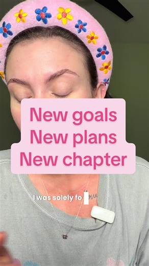 ✨ Big update ✨ Some of you have been here since Healing Out Loud, where I shared my journey with chronic illness and mental health — and I’ll always keep that part of my story alive 💕 But it’s time for a new chapter 🌸 I’ve officially rebranded to Brooke Bloom Esthetics because I’m following my passion and building my dream career as an esthetician 🧖🏻‍♀️💫 I’ll still be sharing real, honest moments about healing and mental health, but now you’ll also see more of what lights me up — skincare, 