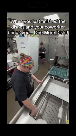 Sugar & Smoke on Instagram: "The things we do ….lol #amazingcoworkers❤️ #nomoredishes"