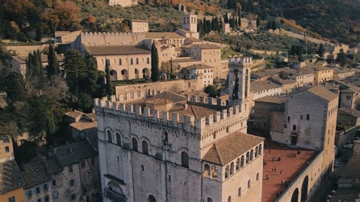 Drone flight over Umbria: Discover Italy's majestic countryside - Worldwide