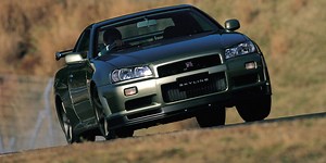 All the Nerdy Little Differences Between the R32, R33 and R34 Skyline GT-R