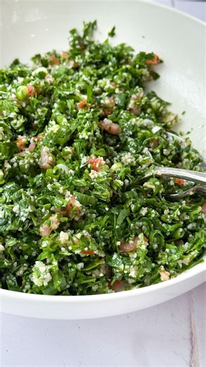 Tabouli Salad Recipe (Tabbouleh)