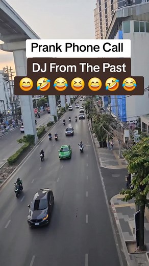 Hilarious DJ From The Past Prank Phone Call