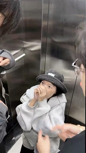 SOS hand signal in the Elevator 🆘✋ [Kindness Couple] #shorts #kindness #respect