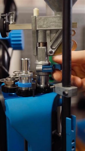 EASY Way to Swap Powder Measures